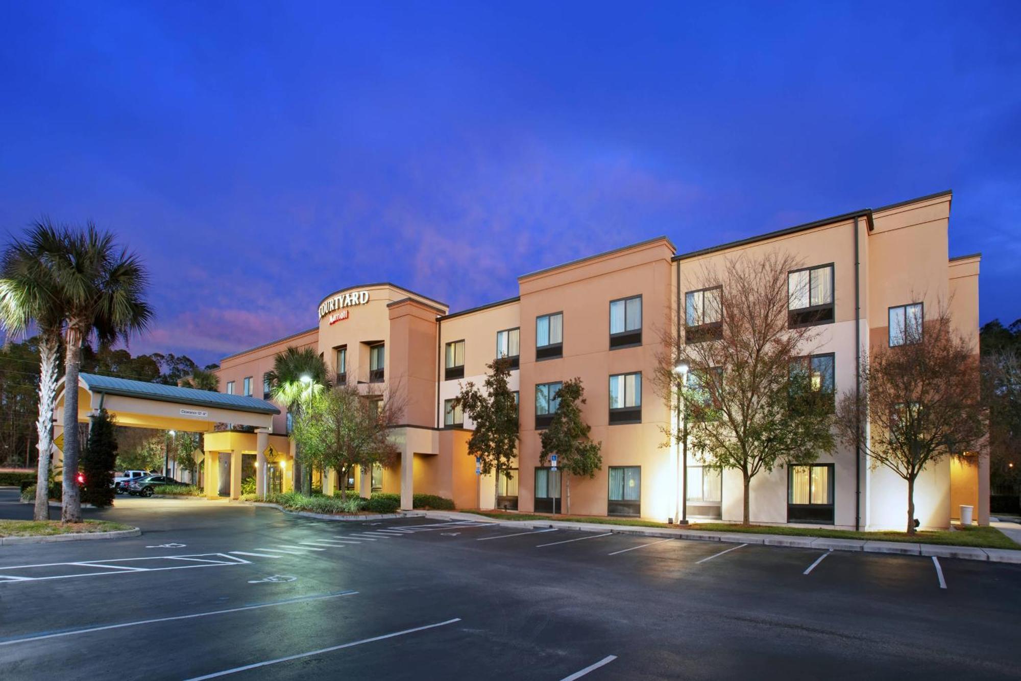 Отель Courtyard By Marriott St. Augustine I-95 Экстерьер фото