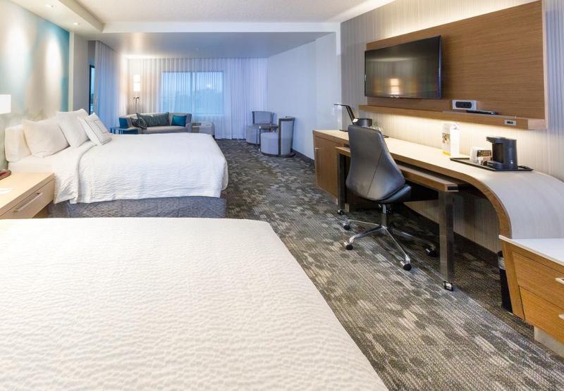 Отель Courtyard By Marriott St. Augustine I-95 Экстерьер фото