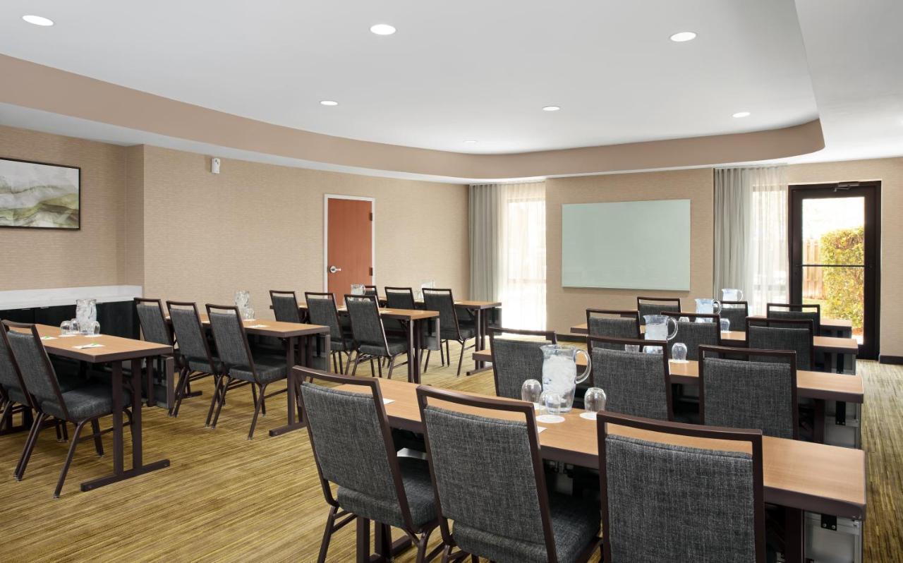 Отель Courtyard By Marriott St. Augustine I-95 Экстерьер фото